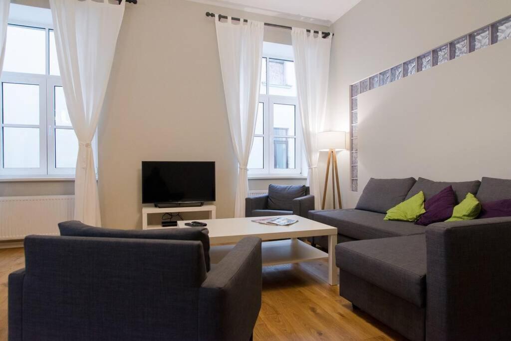 Modern & Spacious 80M2 Apartment In Riga Old Town Exterior foto